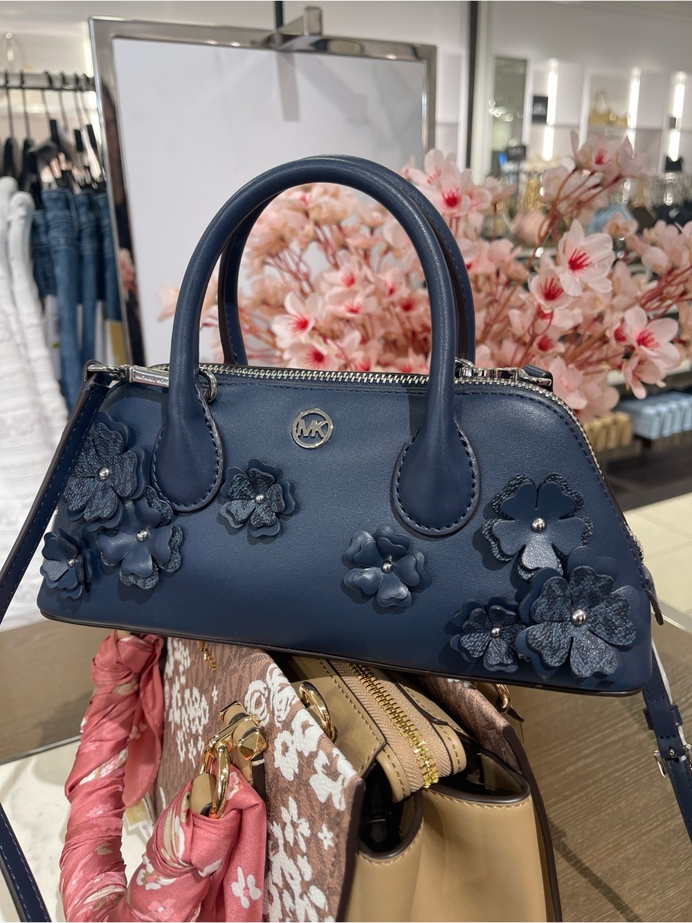 Michael Kors Petra Small Floral Embellished Crossbody Bag
Navy
NWT - Picture 5 of 16